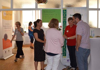 Stadtrundgang Station Altheimer Eck – Nachmittag der offenen Türen mit Einrichtungen und Besucher*innen