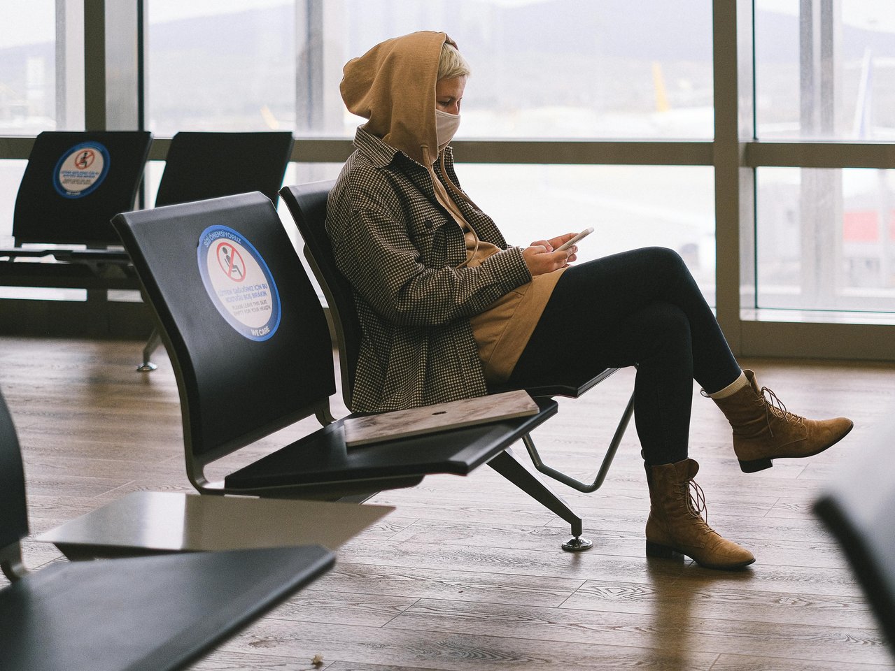 Bürokratieabbau - Migrantin in Warteraum