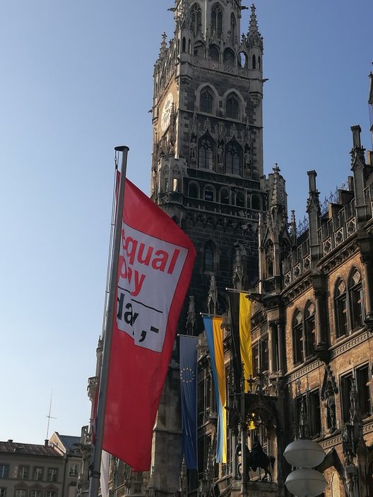 Bild_Neues_Rathaus_2022.jpg